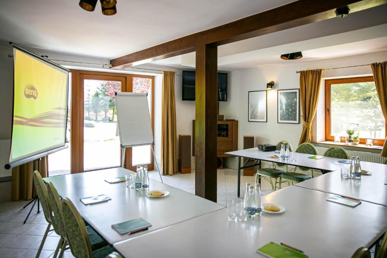 Szumi Las Events & Apartments Regimin Dış mekan fotoğraf
