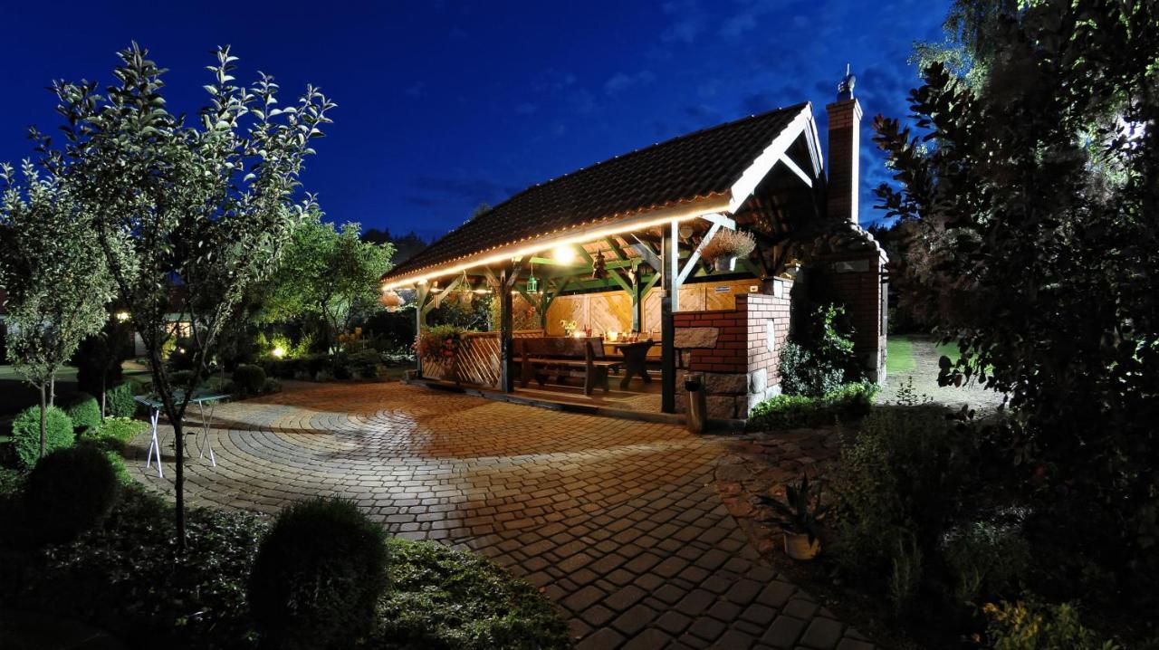 Szumi Las Events & Apartments Regimin Dış mekan fotoğraf